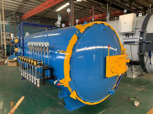Karbon Fiber Malzemesi Katılaşma Araba Parçaları Kaput Tavan Çamurluk Kalıplama Yelken Tahtası ve Sörf Tahtası Kompozit Otoklav